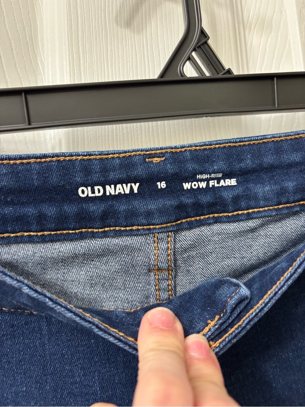 Old Navy High Rise Wow Flare Dark Wash Women’s Plus Size 16 Flare Jeans - Picture 7 of 7